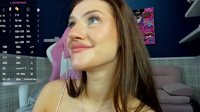 Skinny Alice online show from November 9, 1:09 am