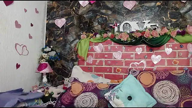 Snapshot of DesireDirtyTS__ chatting on February 9, 11:58 pm DesireDirtyTS online show from February 9, 11:58 pm