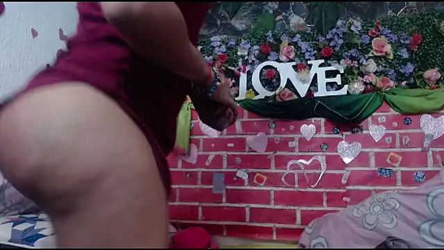 DesireDirtyTS   online show from March 28, 12:06 pm