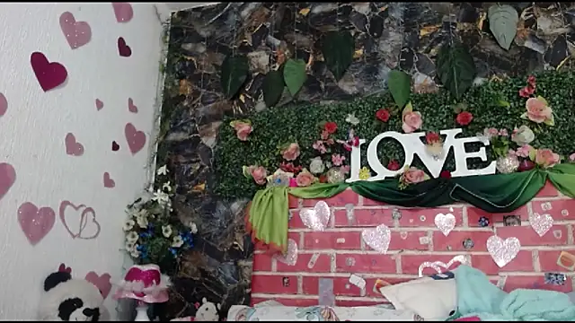 DesireDirtyTS   online show from March 14, 11:11 pm