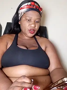Snapshot of Bootyliciousbbw12 chatting on June 17, 6:35 am Bootyliciousbbw12 online show from June 17, 6:35 am