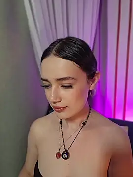 Snapshot of Kate_Amaretto_ chatting on June 19, 1:44 am Kate Amaretto online show from June 19, 1:44 am