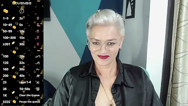 Snapshot of scarlett_paris22 chatting on February 25, 12:03 am scarlett paris22 online show from February 25, 12:03 am