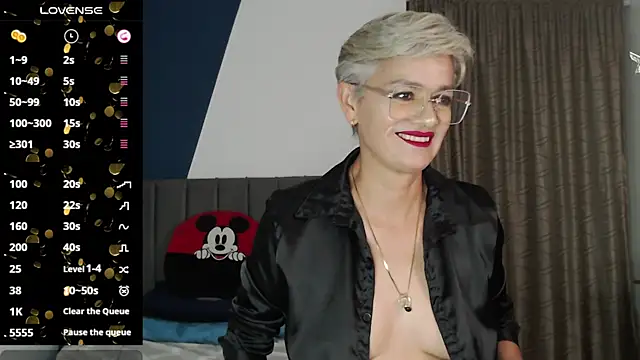 Snapshot of scarlett_paris22 chatting on January 27, 11:43 pm scarlett paris22 online show from January 27, 11:43 pm