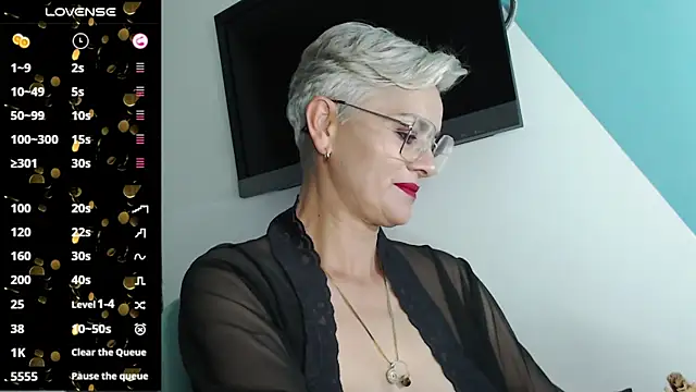 Snapshot of scarlett_paris22 chatting on March 4, 11:43 pm scarlett paris22 online show from March 4, 11:43 pm