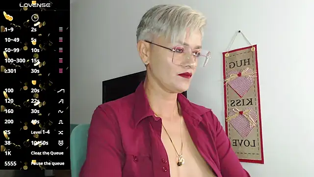 Snapshot of scarlett_paris22 chatting on February 11, 11:12 pm scarlett paris22 online show from February 11, 11:12 pm