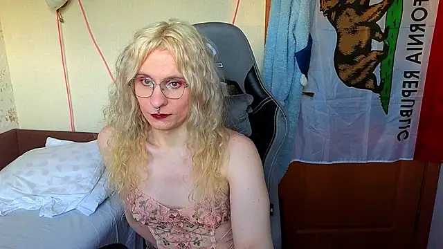 Lori Myaf online show from March 21, 3:38 pm