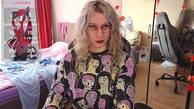 Lori Myaf online show from September 19, 2:32 pm