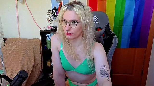 Lori Myaf online show from July 16, 4:26 pm