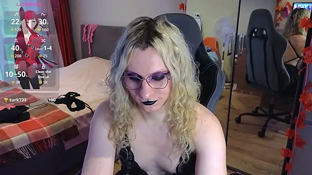 Lori Myaf online show from October 30, 1:09 pm