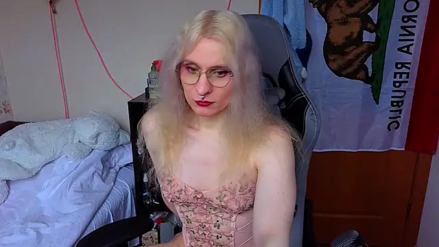 Lori Myaf online show from March 19, 1:55 pm