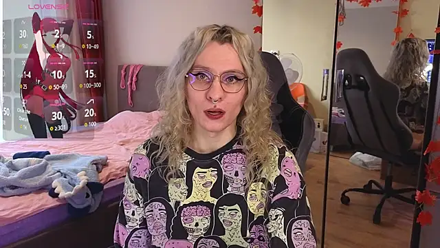 Lori Myaf online show from September 24, 2:45 pm