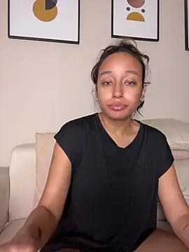 DianaHopson online show from May 31, 12:38 am