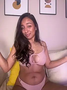 Snapshot of DianaHopson chatting on February 21, 1:57 pm DianaHopson online show from February 21, 1:57 pm