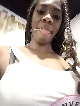 Shanelle   online show from November 27, 5:41 am