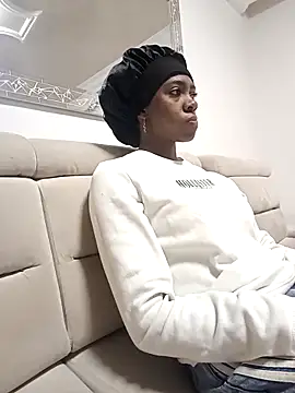 Shanelle   online show from December 20, 12:52 pm