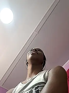 Shanelle   online show from March 18, 4:08 pm