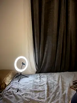 Ella Charm online show from November 16, 5:17 pm