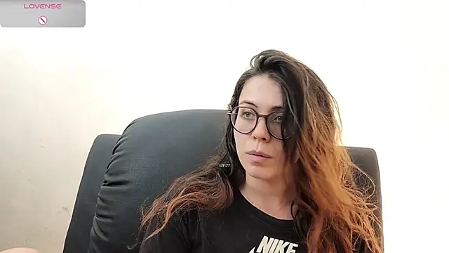 Snapshot of irinasweet27 chatting on November 16, 11:30 pm irinasweet27 online show from November 16, 11:30 pm