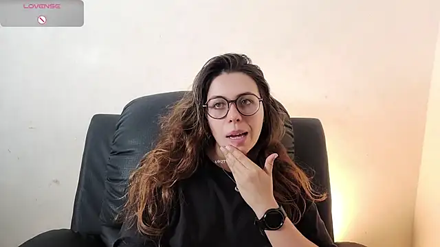 Snapshot of irinasweet27 chatting on November 15, 3:10 am irinasweet27 online show from November 15, 3:10 am