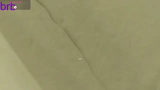 Snapshot of irinasweet27 chatting on November 12, 5:06 pm irinasweet27 online show from November 12, 5:06 pm