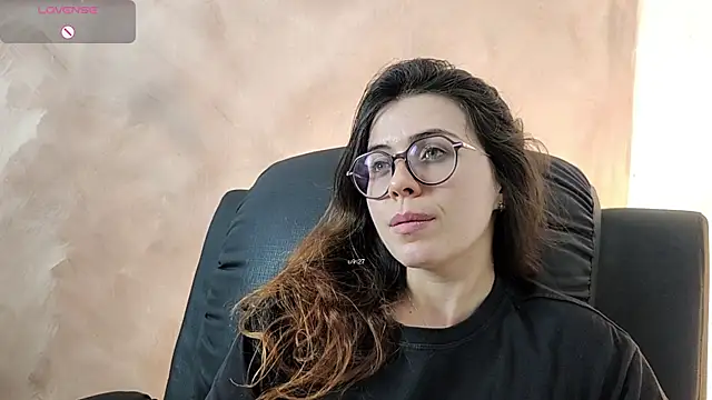 Snapshot of irinasweet27 chatting on November 28, 1:50 am irinasweet27 online show from November 28, 1:50 am