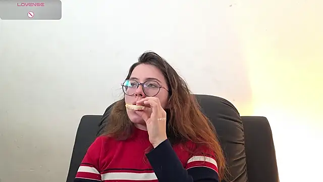 irinasweet27 online show from September 11, 1:44 pm