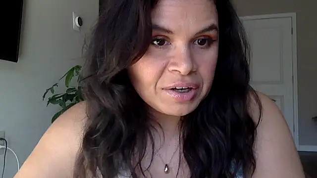 meepicgirl online show from March 9, 8:01 pm