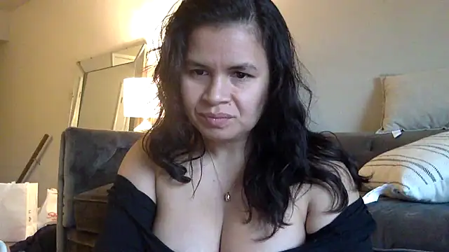 meepicgirl online show from March 8, 1:03 pm