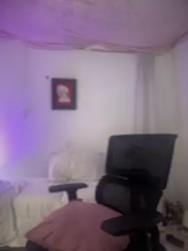 Snapshot of lilian_prada chatting on June 14, 3:35 pm lilian prada online show from June 14, 3:35 pm