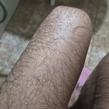 Snapshot of surfer_fun29 chatting on February 14, 12:44 am surfer fun29 online show from February 14, 12:44 am