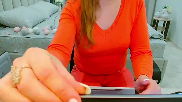 EveLove33 online show from March 13, 5:51 pm