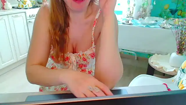 EveLove33 online show from April 14, 10:31 am