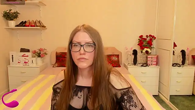 AmandamurX online show from June 14, 1:34 pm
