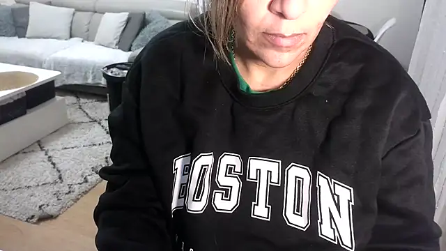 sarametisse26 online show from January 28, 7:11 am