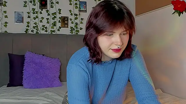 miss Lizzy online show from February 11, 4:22 am