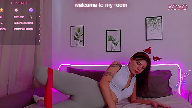 MeganGaleHorny online show from December 27, 8:24 am