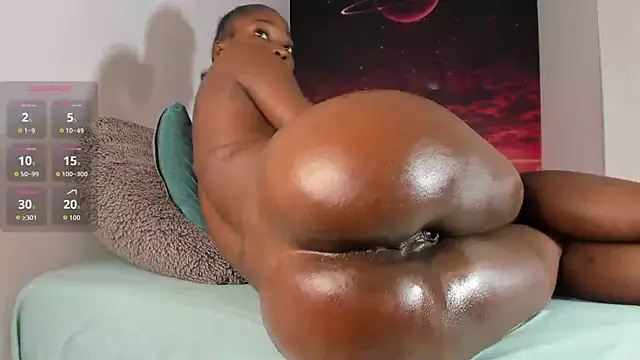 Snapshot of ebonnyygoddes chatting on December 16, 4:11 pm ebonnyygoddes online show from December 16, 4:11 pm