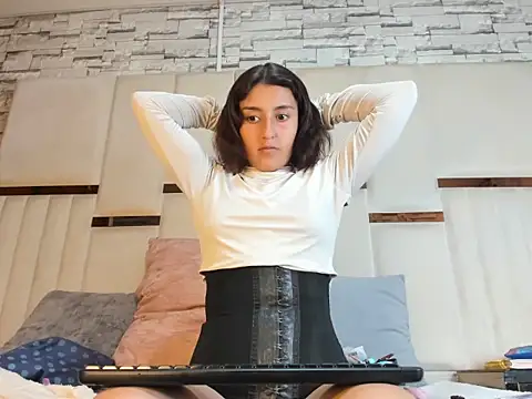 Snapshot of AngelaLinaresx69 chatting on July 21, 7:48 pm AngelaLinaresx69 online show from July 21, 7:48 pm