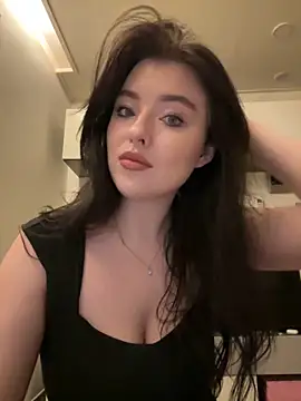 Angela Fosterr online show from March 1, 5:24 pm