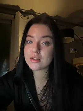 Angela Fosterr online show from November 29, 4:40 pm