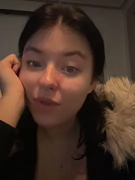 Angela Fosterr online show from November 1, 2:44 pm