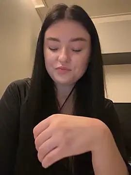 Angela Fosterr online show from October 28, 2:05 pm