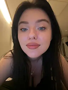 Angela Fosterr online show from March 29, 6:20 pm