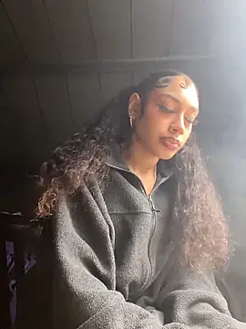 Snapshot of badbaby187 chatting on February 4, 4:46 pm badbaby187 online show from February 4, 4:46 pm