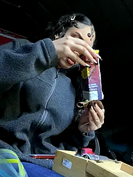 Snapshot of badbaby187 chatting on October 30, 2:14 pm badbaby187 online show from October 30, 2:14 pm