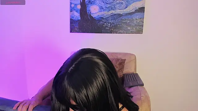 dahnia- online show from April 18, 4:26 am