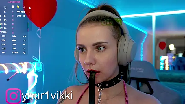 Vikki Cheese online show from March 4, 11:43 pm