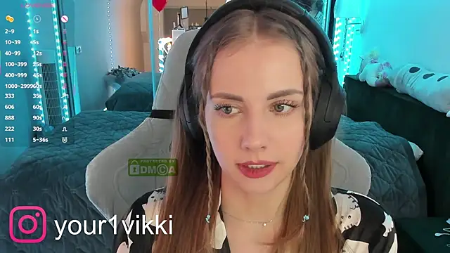 Vikki Cheese online show from February 21, 12:38 am