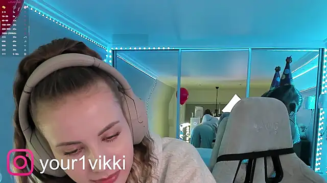 Vikki Cheese online show from February 13, 1:37 pm